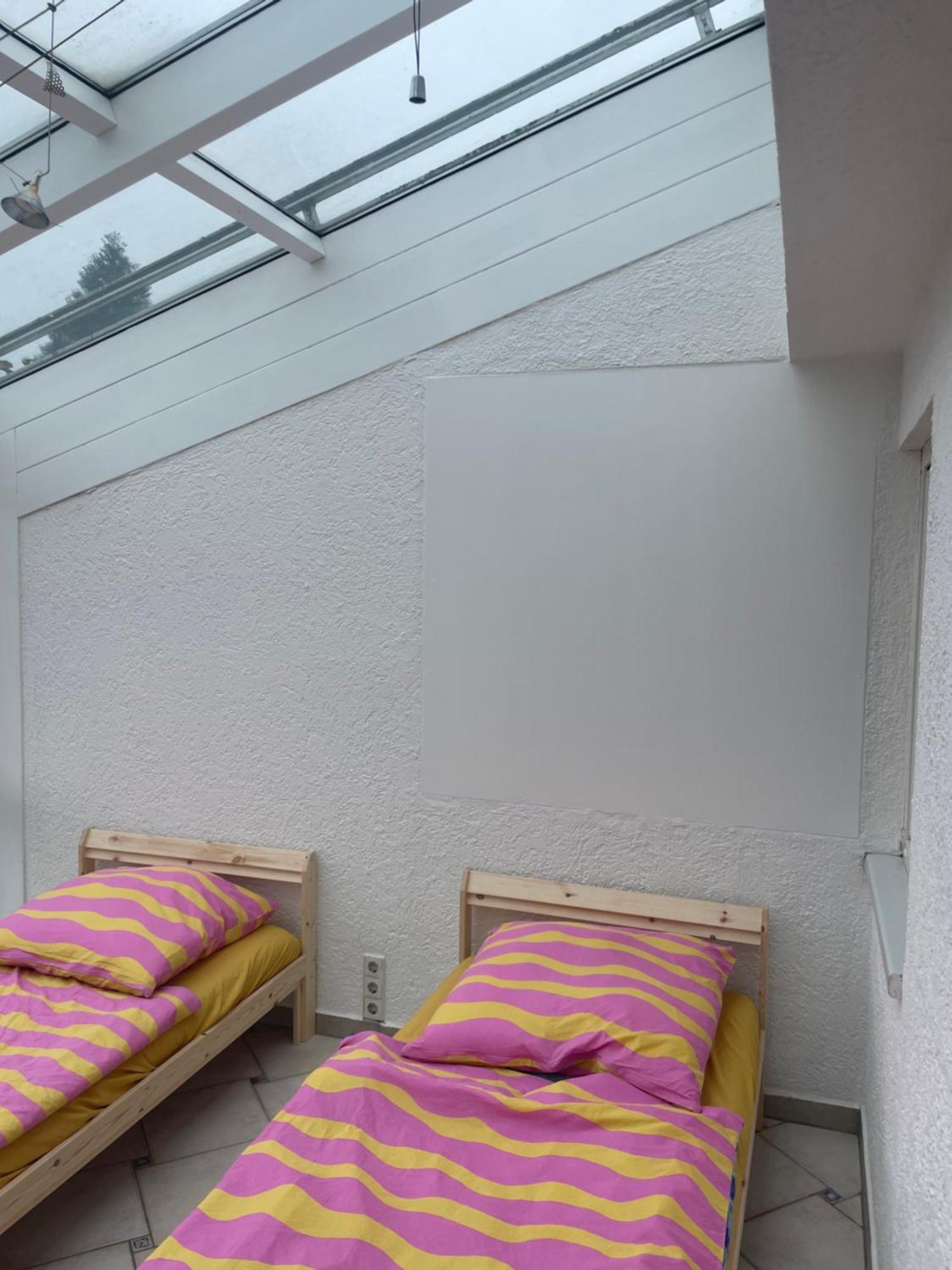 Haus Dambacher - Arbeiter-Monteurzimmer ニュルティンゲン エクステリア 写真
